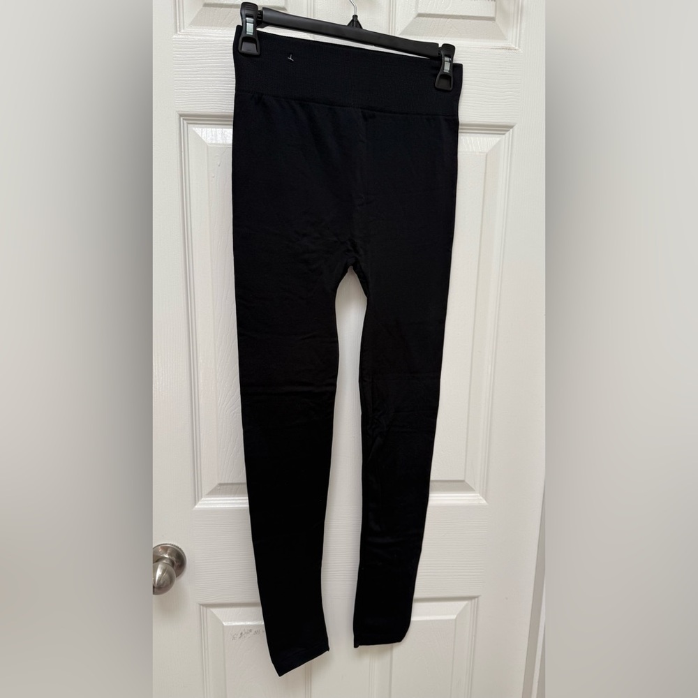 Women Black Yelete Leggings